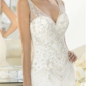 Essence of Australia d1686 Wedding Dress